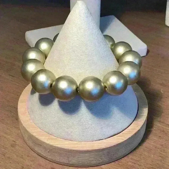 Vintage Large Gold Beaded Stretch Bracelet - Picture 1 of 4